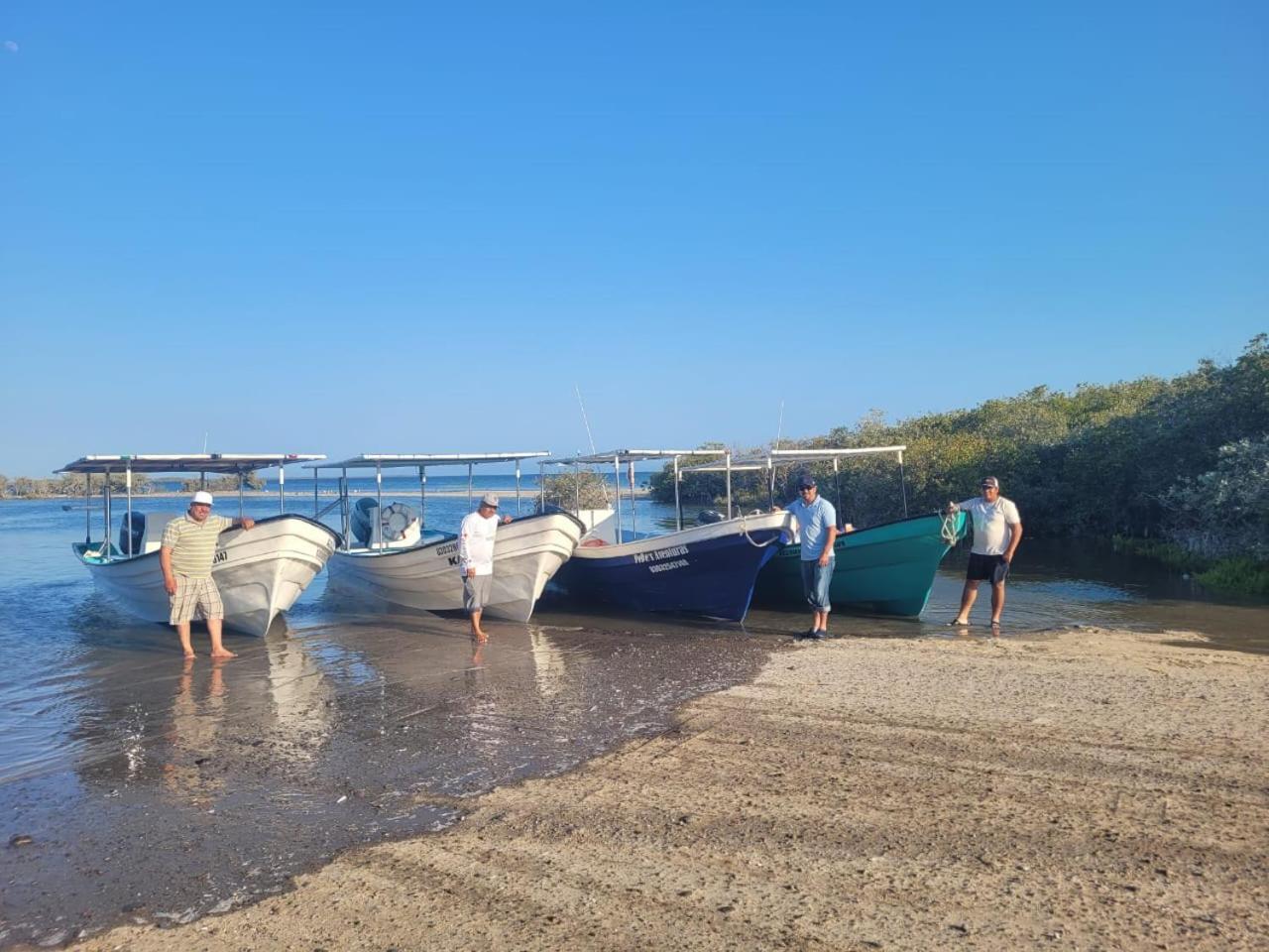 Hotel- Whale Tours And Sport Fishing Vista Mag-Bay Puerto San Carlos Esterno foto