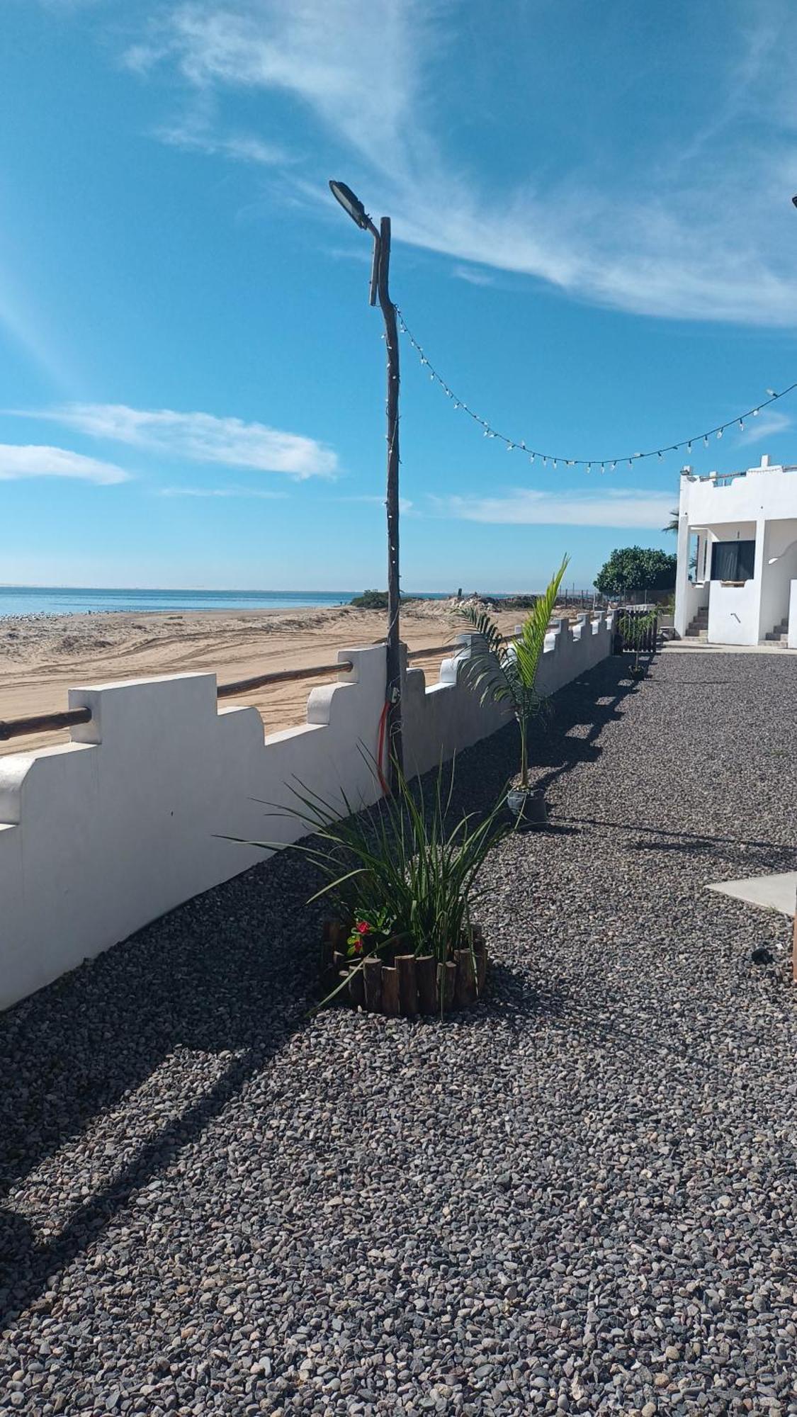 Hotel- Whale Tours And Sport Fishing Vista Mag-Bay Puerto San Carlos Camera foto